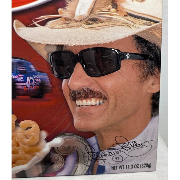 Richard Petty 43s Cheerios Nascar Racing Cereal Box 11.3 Oz 2003 Unopened - Picture 2 of 7